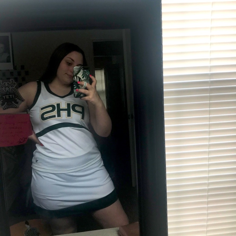 Meet your Posher, Dava